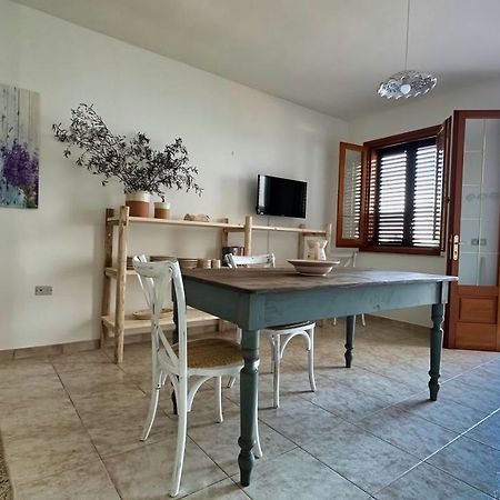 Villa Marina Di Andrano - Alisso, Casa Vista Mare Con Parcheggio Privato E Wifi Exterior foto