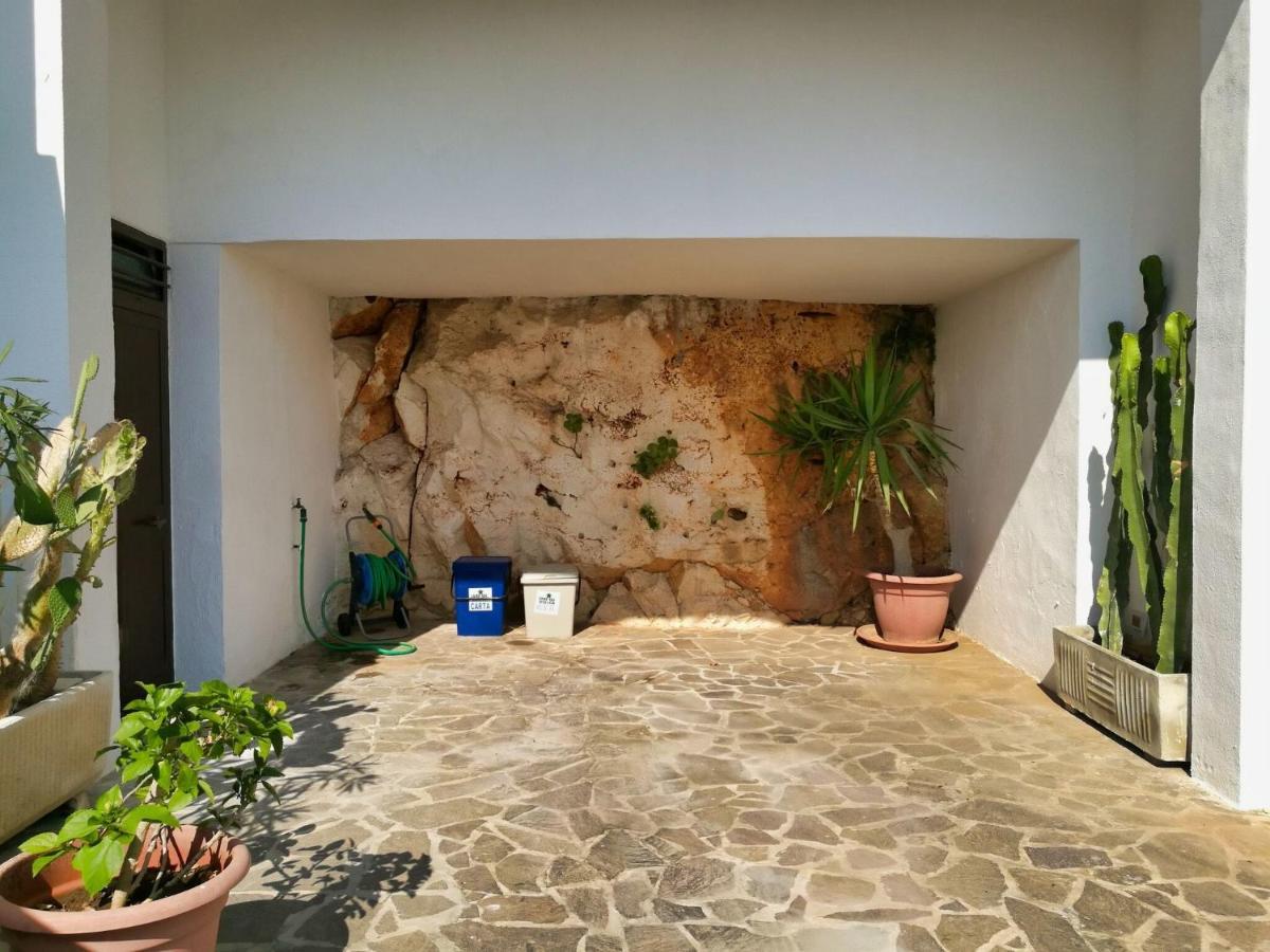 Villa Marina Di Andrano - Alisso, Casa Vista Mare Con Parcheggio Privato E Wifi Exterior foto