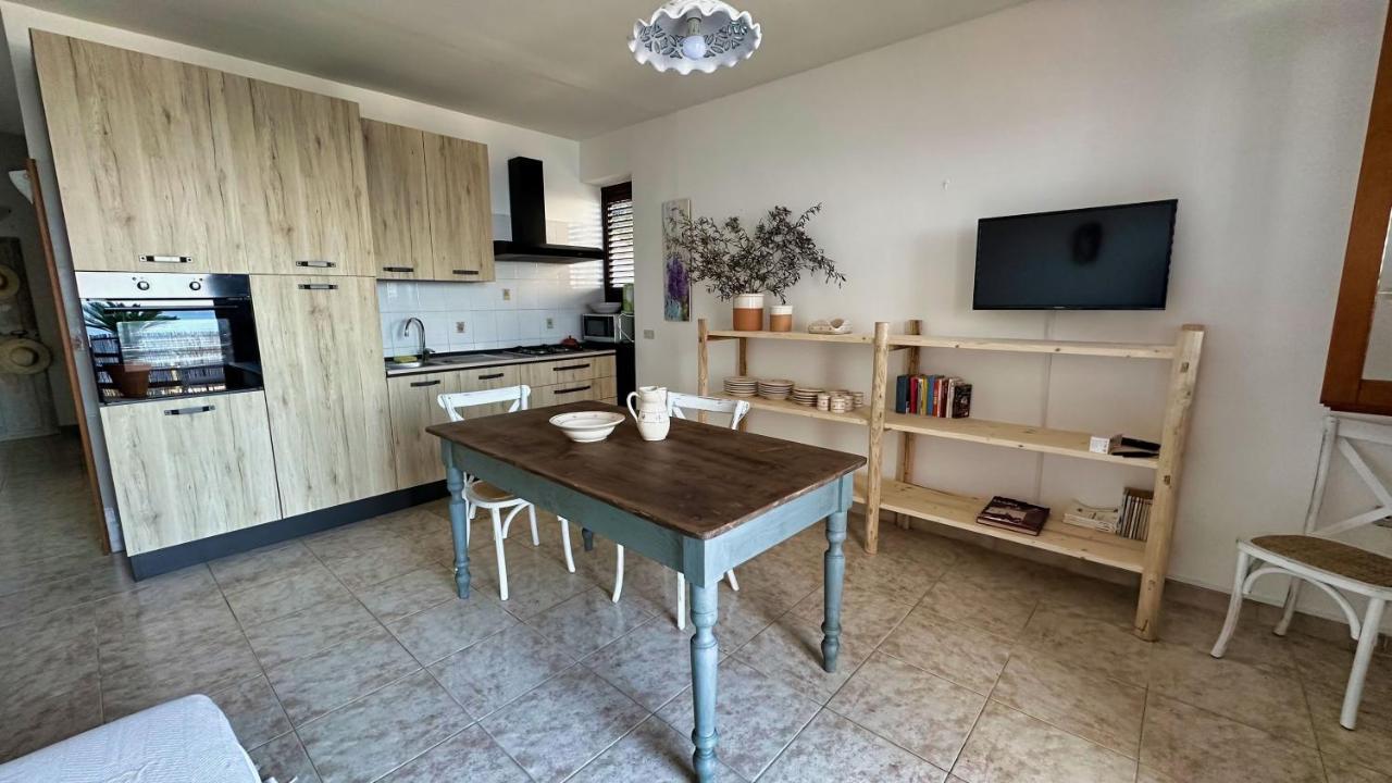 Villa Marina Di Andrano - Alisso, Casa Vista Mare Con Parcheggio Privato E Wifi Exterior foto