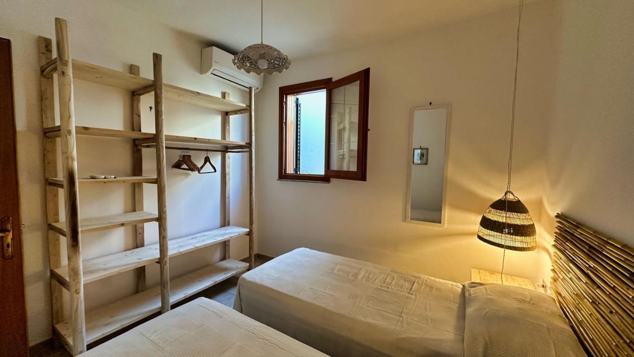 Villa Marina Di Andrano - Alisso, Casa Vista Mare Con Parcheggio Privato E Wifi Exterior foto